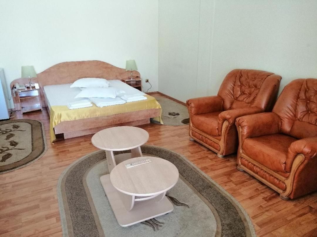 Отель Hotel Green House Крайова-35